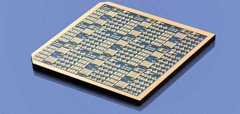 Vollständig prozessierter β-Ga2O3-Wafer in der Größe
10 mm x 10 mm mit
1200-V-Schalttransistoren und Teststrukturen.