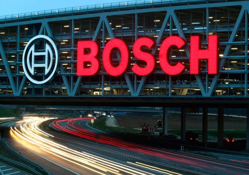 In einem der Bamberger Werke des Automobilzulieferers Bosch ist gestern ein Großbrand gelöscht worden.
