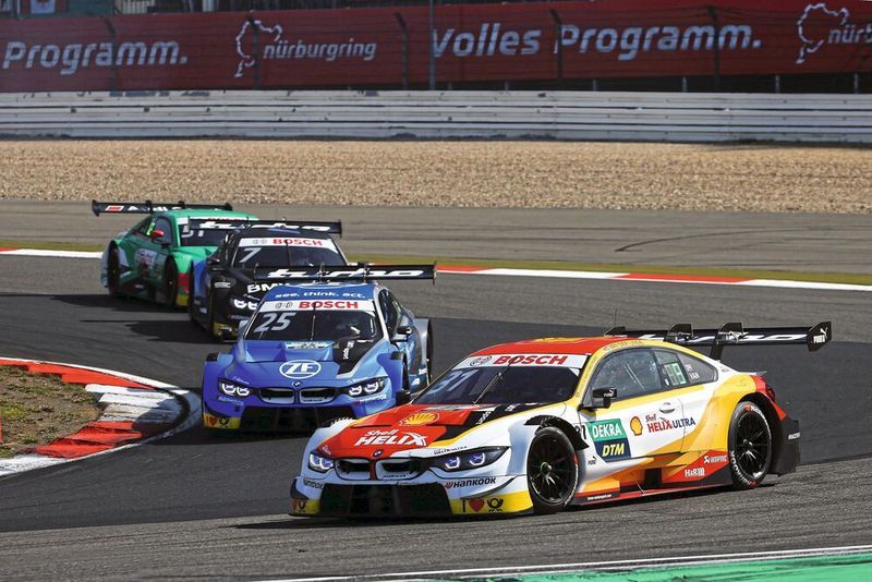 In der DTM hat sich BMW vom Achtzylinder verabschiedet: Der M4 DTM wird jetzt von einem 2,0-Liter-Vierzylinder-Turbo angetrieben, der die Bezeichnung P48 trägt.