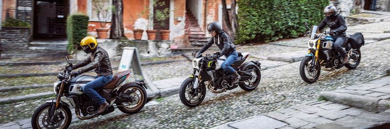 CFMoto bringt die neue 700CL-X in drei Varianten Heritage, Sport und Adventure.