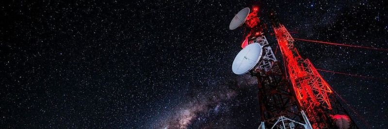 Der Ausbau der 5G-Infrastruktuir erfordert erhebliche Investitionen, die von den Netzbetreibern gestemmt werden müssen.