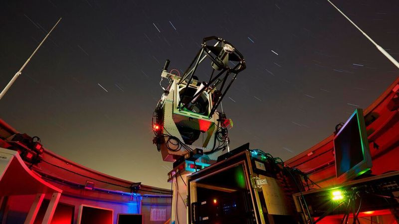 Die Quantenverschlüsselung ermöglicht es, die Sicherheit der Datenübertragung auf die Gültigkeit grundlegender Gesetze der Quantenphysik zurückzuführen. Im Bild: Eine optische Bodenstation des DLR, Teil des Projektes zur Quantenkommunikation.