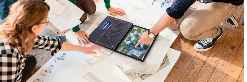 Das ProArt StudioBook Pro X W730 von Asus ist mit einer Nvidia Quadro RTX 5000 Grafik ausgestattet und für eine ganze Reihe professioneller Anwendungen zertifiziert. Das 17-Zoll-Display kann bis zu einem Winkel von 180 Grad aufgeklappt werden und erlaubt so ein gemeinsames Arbeiten an einem Projekt.