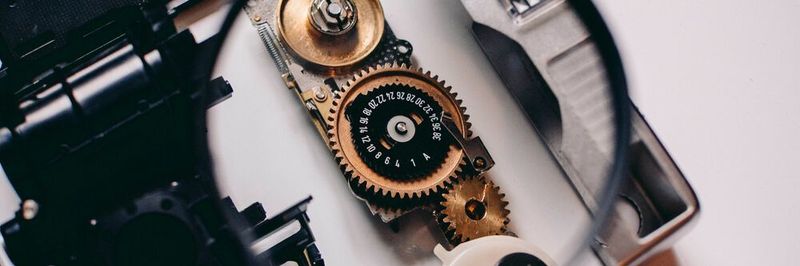 Je nach Verfahren können zahlreiche Fakorten Einfluss auf die Qualität der Bauteile nehmen. Daher wird Qualitätsmanagemnt im 3D-Druck immer wichtiger