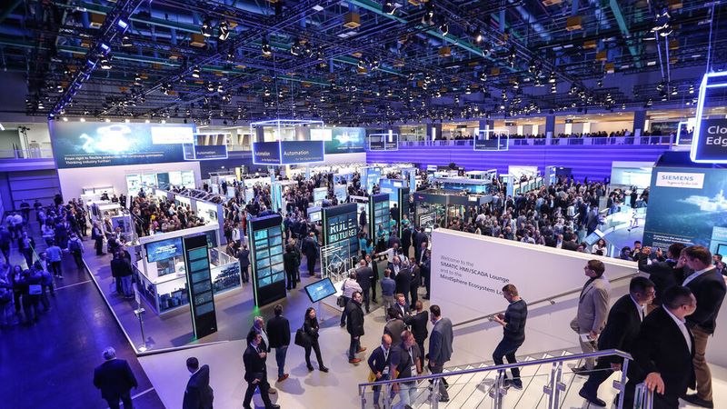 Neben Funktionen aus der IT-Welt, z.B. Machine Learning, digitaler Zwilling sowie Cloud- und Big-DataTechnologien, spielte vor allem das Thema Sicherheit eine große Rolle.