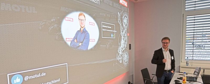 Johannes Hemme,, Motul: „Das Einmaleins des Instagram-Marketings – wie Motorradhändler die Plattform und ihre Influencer nuzen können.“