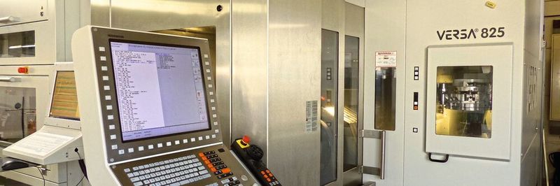 Geplant war ursprünglich nur die 5-Achs-Bearbeitung, geworden ist es dann ein 5-Achs-Simultan-Bearbeitungszentrums Versa 825 inklusive Automatisierung.