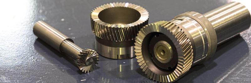 Das Power Skiving-Verfahren gewinnt an Popularität, denn die eingesetzten Schälwälzfräser können unterschiedlichste Verzahnungen produktiv und flexibel fertigen.