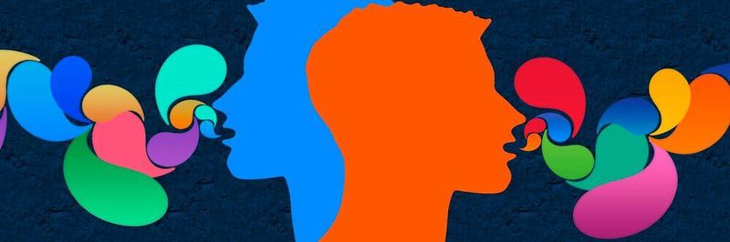 Erfolgreiche DevOps-Projekte bedingen, dass die Teilnehmer zusammenarbeiten, kommunizieren und ihr Wissen teilen.