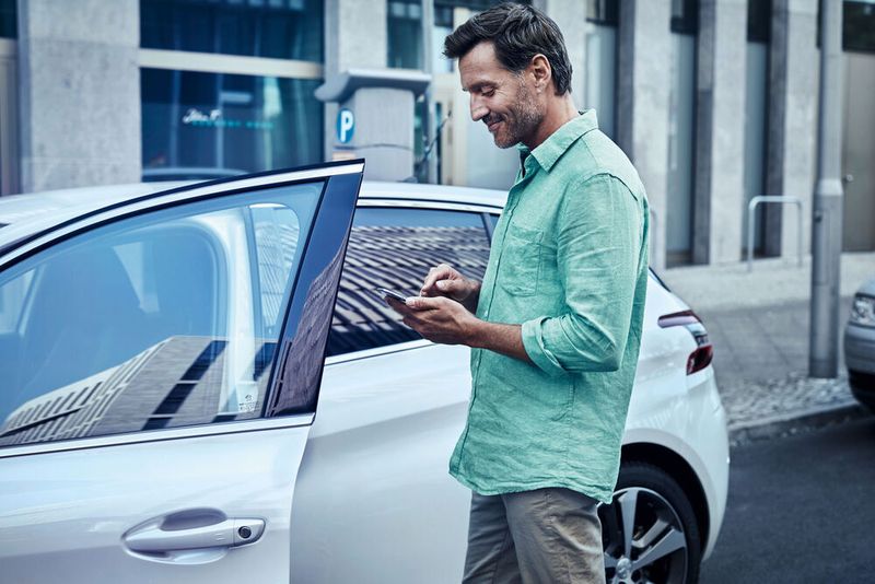Das private Auto in der Stadt könnte bald zum Auslaufmodell werden. Im Rahmen des neunten Energiedialogs der Region Mainfranken diskutierten Experten über die Mobilität der Zukunft.