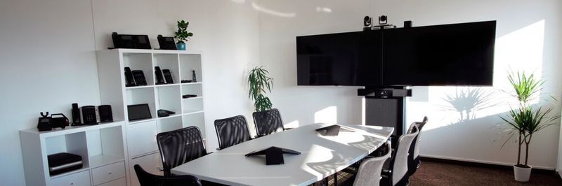In Osnabrück hat Komsa einen Showroom für UCC-Lösungen eröffnet.