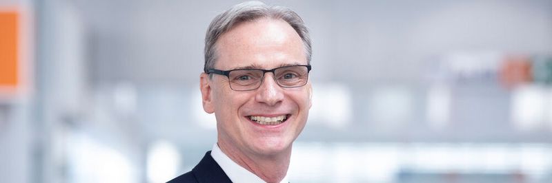 Wolfram N. Diener verantwortet schon seit 2018 als operativer Geschäftsführer u.a. das Messeduo Medica/Compamed. Im Sommer übernimmt er den Vorsitz der Geschäftsführung der Messe Düsseldorf GmbH.