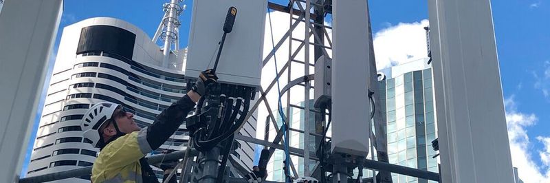 Über eine konzertierte Informationskampagne versorgt Narda STS 5G-Professionals mit Hintergrund-Informationen und relevanten News rund um das Thema EMF.