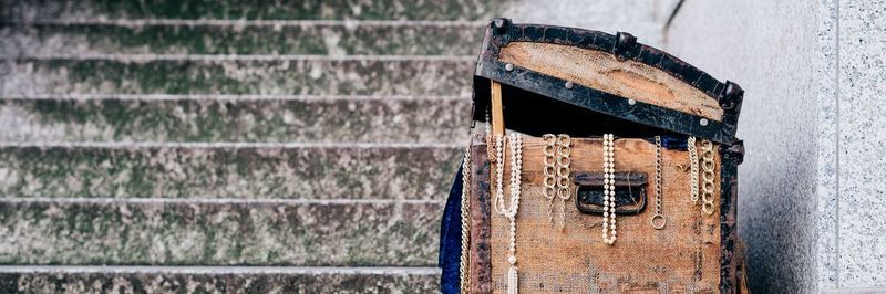 Content Marketing ist ein wertvoller Schatz für viele Unternehmen. Referenzmarketing kann Sie in diesem Thema unterstützen und neue Inhalte bieten.