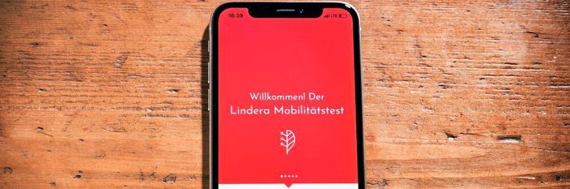 Mit der KI-basierten Mobilitätsanalyse-App von Lindera kann das Gangbild von sturzgefährdeten Patienten ermitteln werden