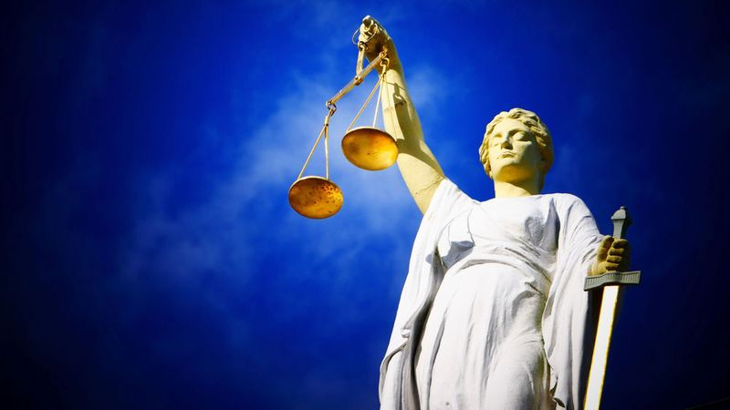 Der Bitkom fordert Klarheit zu den vielen offenen Datenschutz-Fragen beim Einsatz der Blockchain in Deutschland.