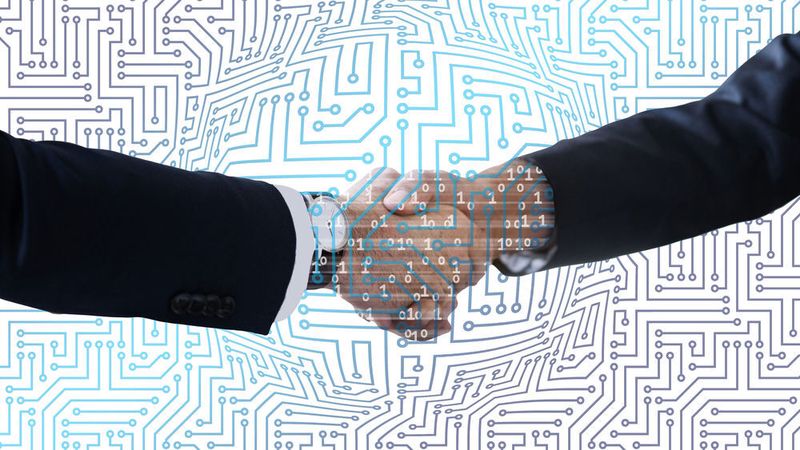 Beim Proof of Stake verdient sich der Teilnehmer, der einen neuen Block validiert, eine zuvor festgelegte Transaktionsgebühr.