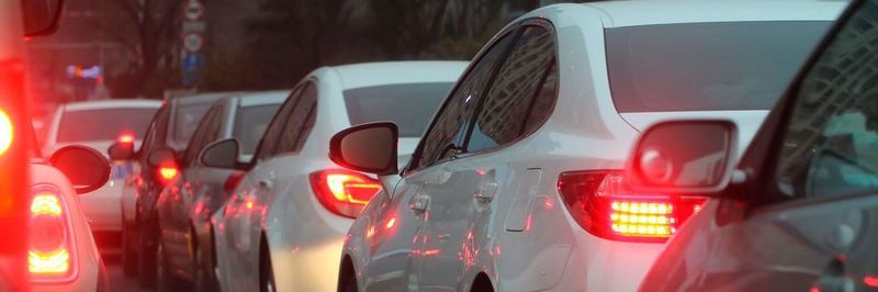 Immer mehr Autos kommunizieren per Funk-Schnittstelle mit der Cloud.