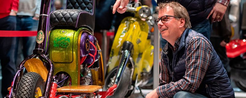 Mehr Bling-Bling geht kaum: die Skeleton Lambretta – eines von 20 Schmuckstücken der Zweirad-Sonderschau in Halle 1.