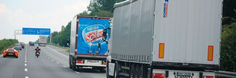 Der Wert der von Planenschlitzer-Banden entwendeten Waren lag 2017 bei rund 1,3 Milliarden Euro.