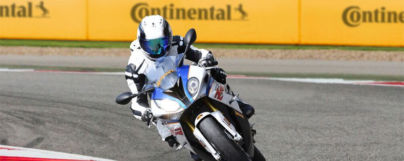 Das Ziel des Perfektionstrainings ist die Steigerung der persönlichen Fahrkompetenz und des Fahrspaßes mit dem Motorrad.