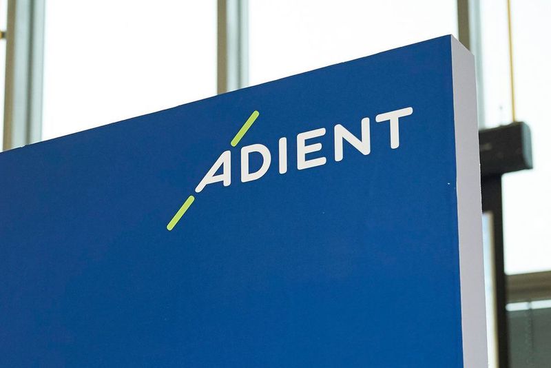 Adient will seine Anteile am Joint Venture „YFAI“ an seinen Geschäftspartner Yanfeng verkaufen.