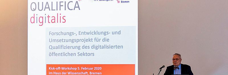 Staatsrat Henning Lühr bei der Eröffnung des Workshops im Haus der Wissenschaft
