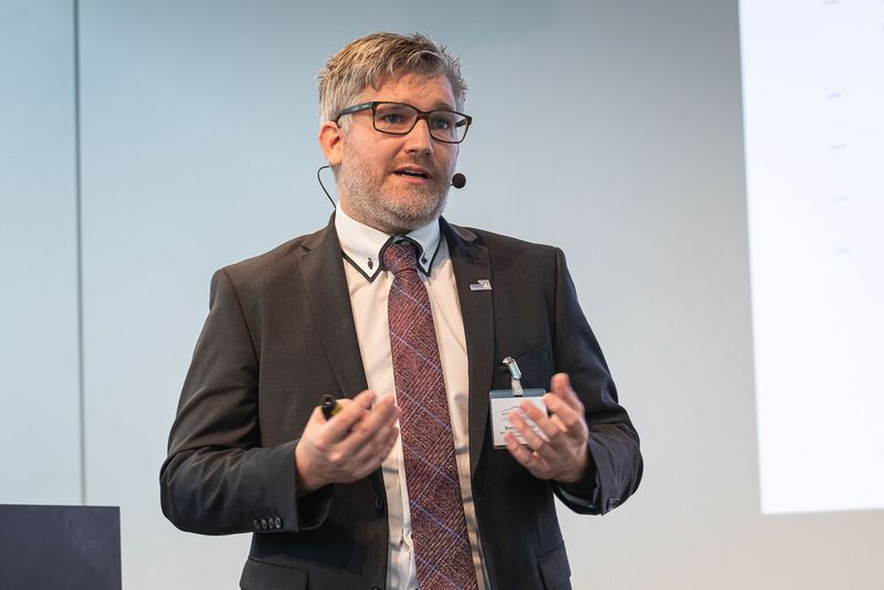 Matthias Michl ist Leiter Innovations- und Anwendungsentwicklung Automobil bei Kraiburg.