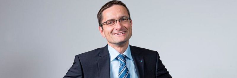 Trumpf-Geschäftsführer Klaus Löffler: „Als erfahrener Maschinen- und Anlagenbauer können wir die Medizintechnikhersteller dabei unterstützen, alle neuen Anforderungen ohne großen Aufwand zu erfüllen und schnell wieder ihrem Geschäft nachzugehen.“