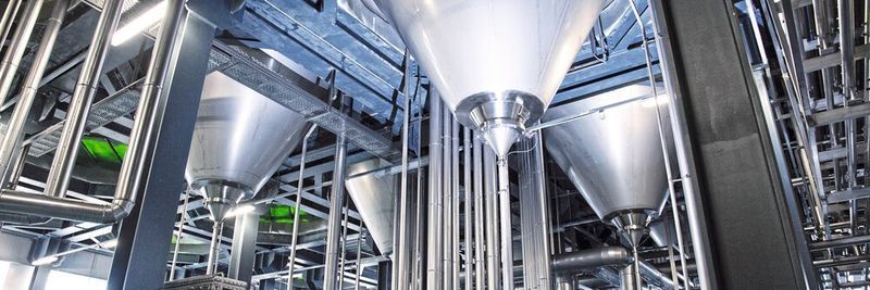 Stainless steel push-in connectors of the Eisele series 17 easily withstand the conditions in cold areas of brewery systems.