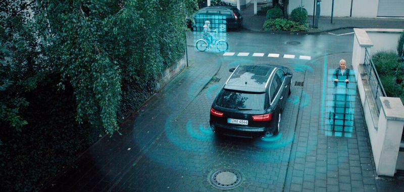 Die Umgegung 360° im Blick: Die Radarsensoren mit 77 GHz von Hella kommen auf den Markt.
