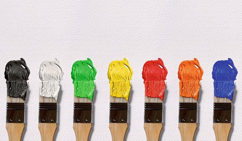 Die Herstellung von Farben ist kein einfacher Prozess. Alle eingesetzten Geräte müssen besonders robust und leicht zu reinigen sein.