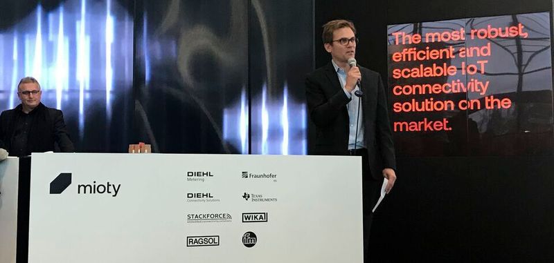 Zuverlässig: Mattias Lange von TI erklärt bei der Auftaktveranstaltung die Vorzüge des Mioty-Protokolls für das IIoT.