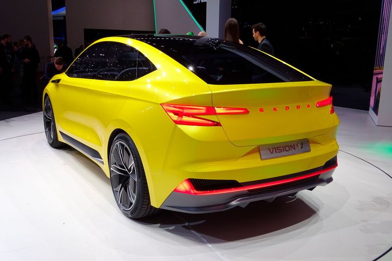 Skoda geht weiter in Richtung Elektro. Das erste rein batteriebetriebene E-SUV wird „Enyaq“ heißen.