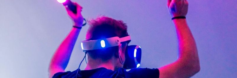 Technisch ausgereift, kommen VR und AR aus der Nische und werden immer mehr zu Mainstream-Technologien.