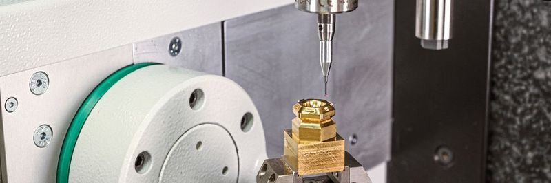 Die Zorn Micro-One ist aus einem Granitrahmen aufgcebaut, was dem Anwender eine minimale Verformung und maximale Steifigkeit bietet.