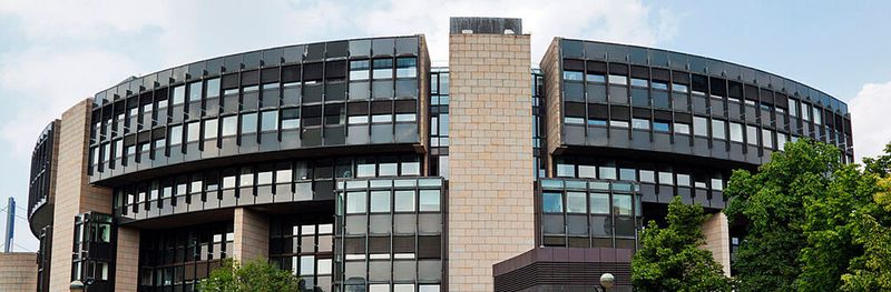 NRW zieht Digitalisierungsprojekte vor