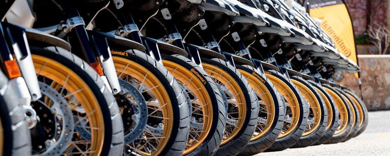 Als einer der führenden Reifenhersteller bietet Continental ab sofort sieben technische Service-Informationen zu häufig auftretenden Fragen.