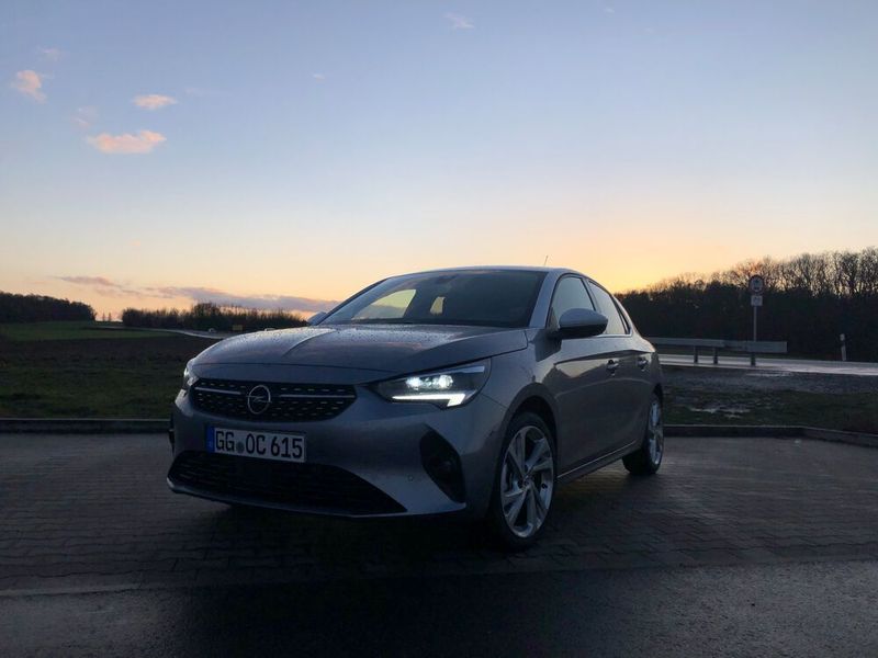 Nach dem Peugeot 208 und dem DS3 baut nun auch der Opel Corsa auf der CMA-Plattform der Konzern-Mutter PSA auf.