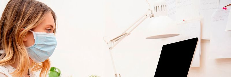 Zum Schutz vor dem Coronavirus schicken viele Unternehmen ihre Mitarbeiter in das Home-Office
