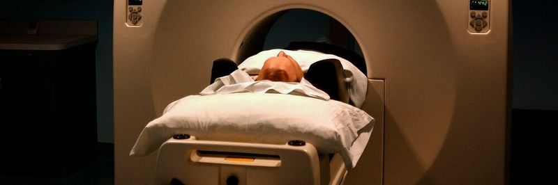 Im Rahmen des Projekts „DELETO – Deep Learning in Tomography” wollen Wissenschaftler die Leistungsfähigkeit von MRT- und CT-Geräten mitthilfe von maschinellem Lernen steigern.