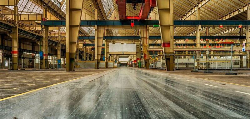 Damit die Medizinbranche weiter produzieren kann, müssen auch die Lieferketten und die Logistik weiterlaufen.