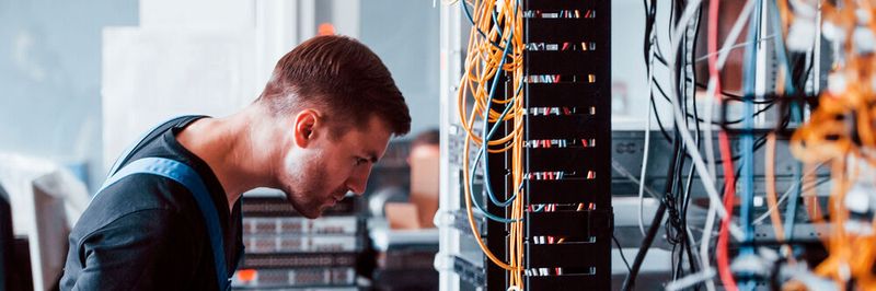Der IT-Techniker gehört zum Service vieler Unternehmen.