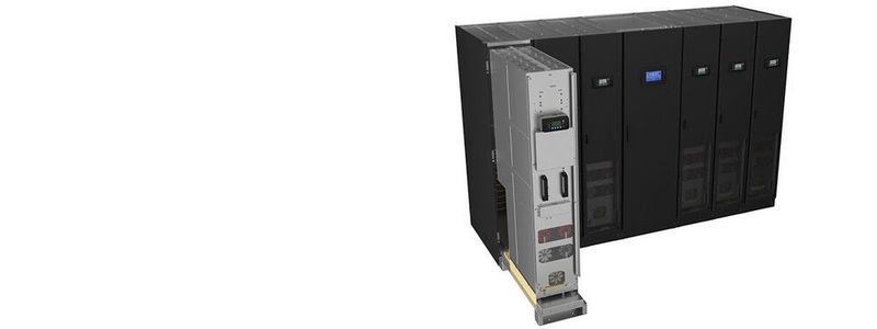 ABB geizt nicht mit Superlativen, wenn es um „Megaflex“ geht: Es sei die ausfallsicherste und kompakteste Unterbrechungsfreie Stromversorgung auf dem Markt mit einer um bis zu 45 Prozent reduzierten Stellfläche“.