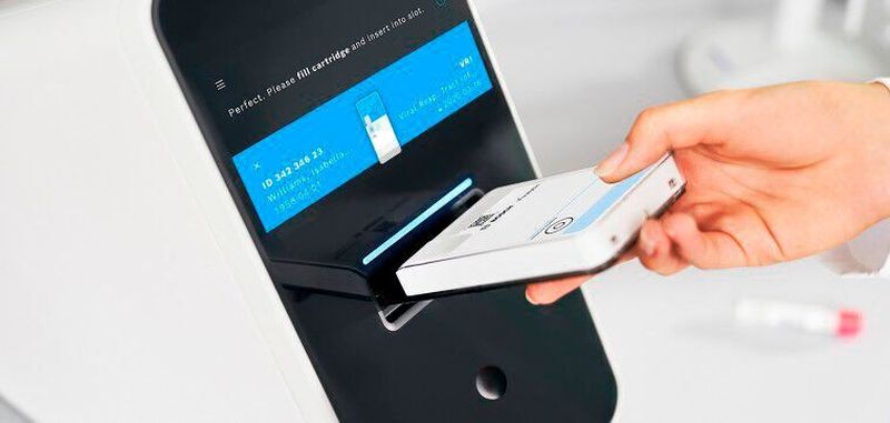 Auf Basis seines Analysesgerätes Vivalytic hat Bosch einen vollautoatisierten Test auf SARS-CoV-2 entwickelt. Die Testergebnisse sollen innerhalb von zwei Stunden vorliegen.