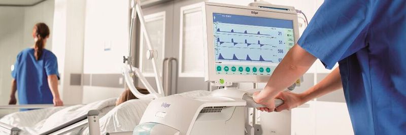 Medizintechnikunternehmen arbeiten auf Hochtouren, um Krankenhäuser, medizinisches Personal, niedergelassene Ärzte und somit Patienten mit medizinischen Geräten, Tests und persönlicher Schutzausrüstung versorgen zu können.