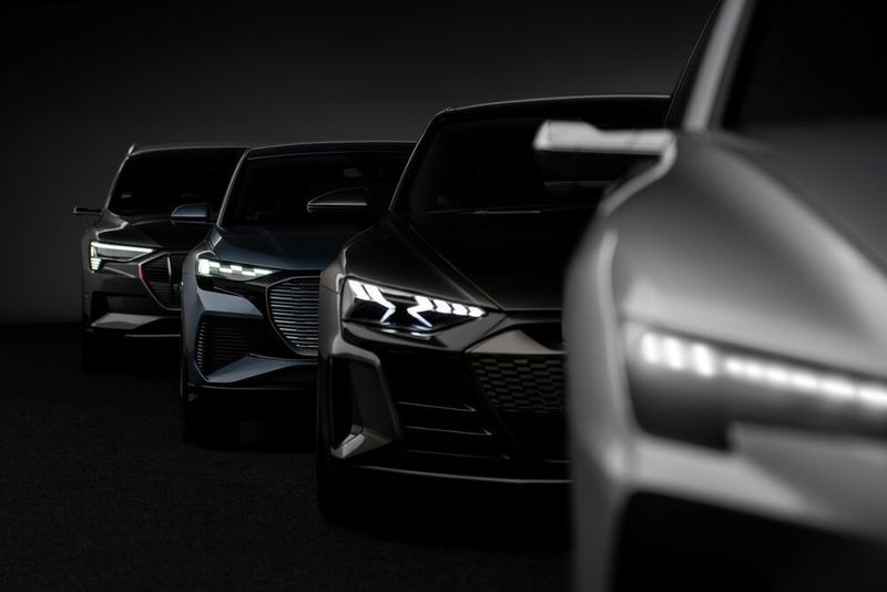 Audi bringt einige neue Modelle auf den Markt, die meisten davon sind elektrisch angetrieben oder zumindest elektrisch unterstützt.
