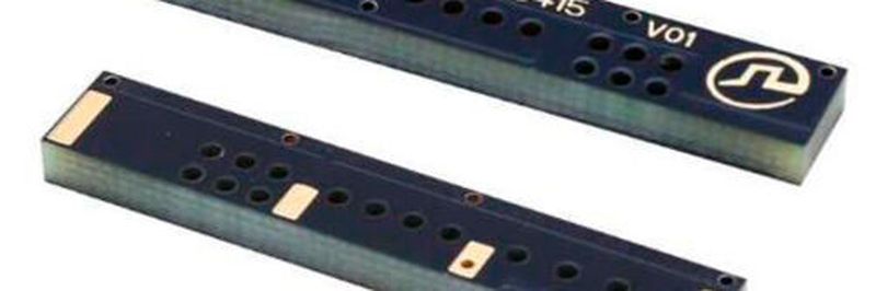 Die Antenne liefert eine Verstärkung von 0 bzw. 2,5 dBi. Bei Verwendung von zwei Antennen auf einem Board ermöglicht sie 2 x MIMO (Multiple-Input, Multiple-Output).