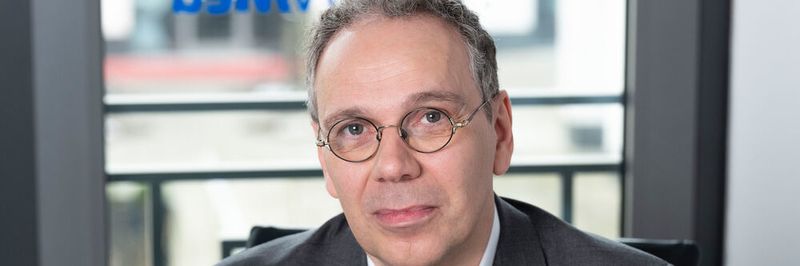 „Der Vorschlag für eine alleinige Verschiebung des Geltungsbeginns der MDR reicht nicht aus. Wir müssen das MDR-Gesamtpaket verschieben“, so BV-Med-Geschäftsführer Dr. Marc-Pierre Möll.