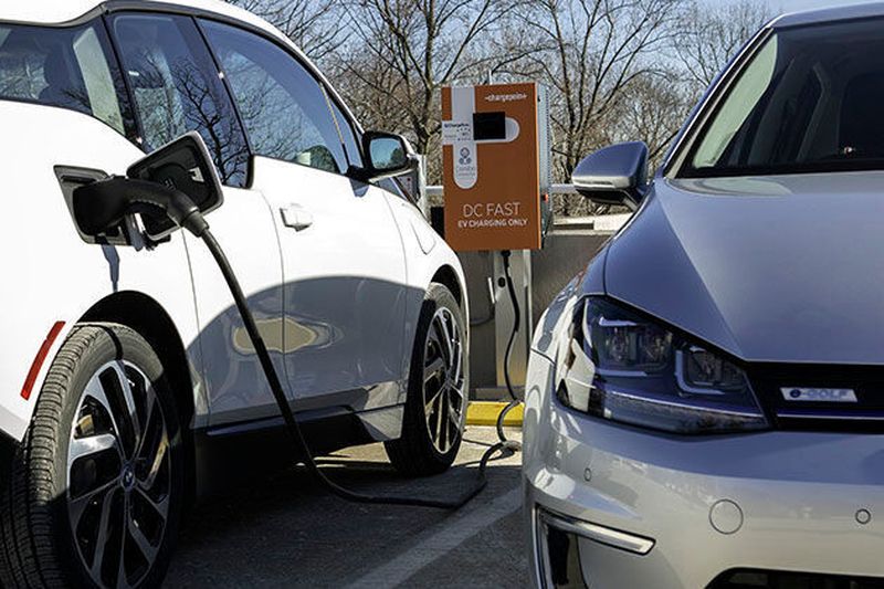 BMW und VW landen im Verbraucherranking nur auf Platz zwei und drei.